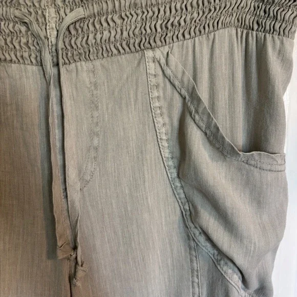 XCVI Coastal Minimalist Linen Blend Wide Leg Smocked Waist Light Grey Medium